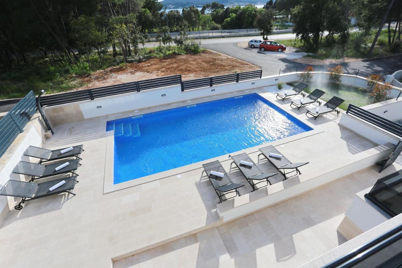Villa Ankora 2 With Heated Pool บีโอกราดนาโมรู ภายนอก รูปภาพ